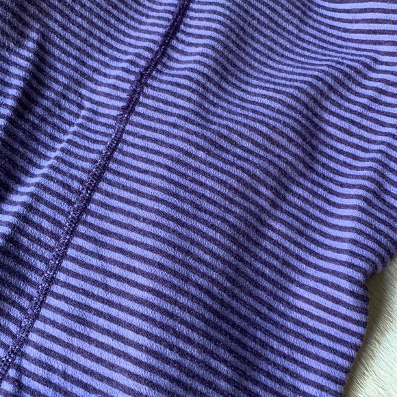 LULULEMON “In a Cinch” Purple Stripe REVERSIBLE Funnel Neck Pullover Long Sleeve - Picture 14 of 15